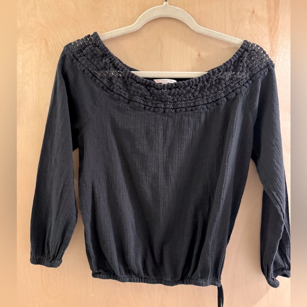 Victoria’ Secret Black Smocked Gauze Top. Eligible 3/$25 - Picture 2 of 11